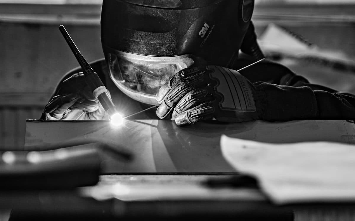 TIG Welding and Alloys: Why HEPA Frames and Cleanroom Piping Must Be TIG Welded